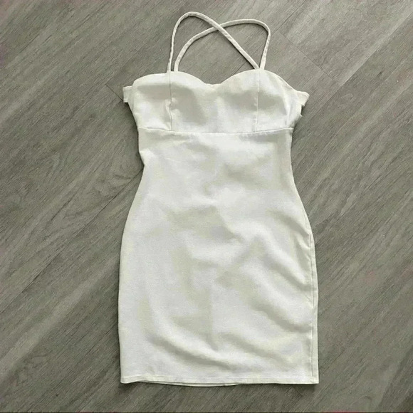 Tobi Dresses & Skirts - Tobi cream colored dress